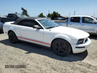2008 Ford Mustang Deluxe with VIN 1ZVHT84N685115938, listed as a Copart auction lot 55597055 with 158,590 mi miles and Clean title. Bid and sale history available at DreamBid. Image 4.