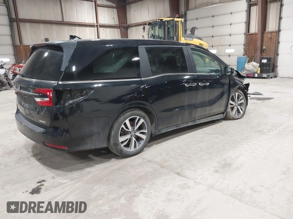 2024 Honda Odyssey Touring z VIN 5FNRL6H80RB044915, wystawiony jako IAAI lot #41921539 z przebiegiem 13 425 mil mil oraz . Historia ofert i sprzedaży dostępna na DreamBid. Obrazek 4.