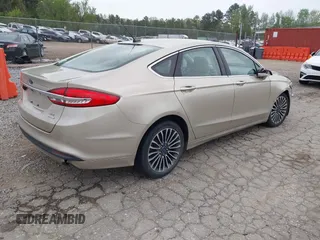 2017 Ford Fusion SE with VIN 3FA6P0HD3HR262321, listed as a IAAI auction lot 41948717 with 80,912 mi miles. Bid and sale history available at carsss.com. Image 4.
