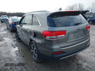2016 Kia Sorento EX with VIN 5XYPHDA59GG004366, listed as a IAAI auction lot 41723841 with 23,284 mi miles. Bid and sale history available at carsss.com. Image 3.