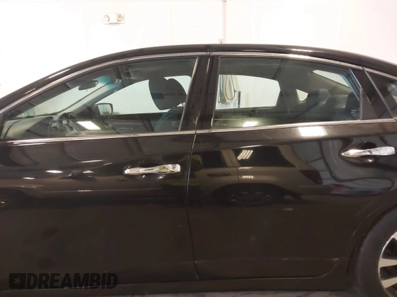 2017 Nissan Altima SV with VIN 1N4AL3AP1HC173891, listed as a IAAI auction lot 41718934 with 128,553 mi miles and . Bid and sale history available at DreamBid. Image 14.