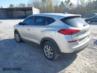 2019 Hyundai Tucson SE with VIN KM8J23A47KU842987, listed as a IAAI auction lot 41691898 with 125,821 mi miles. Bid and sale history available at carsss.com. Image 3.