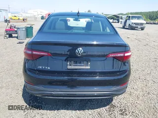 2024 Volkswagen Jetta S с VIN 3VW5M7BU9RM094258, выставлен на аукционе IAAI как лот 42575410 с пробегом 15 639 миль миль и . История ставок и продаж доступна на DreamBid. Изображение 16.