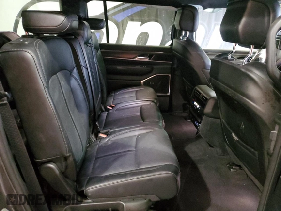 2024 Jeep Wagoneer Series III with VIN 1C4SJSDP5RS167674, listed as a Copart auction lot 81982644 with 22,004 mi miles and Salvage title. Bid and sale history available at DreamBid. Image 11.