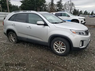 2014 Kia Sorento LX with VIN 5XYKT3A6XEG479517, listed as a Copart auction lot 86304724 with 138,067 mi miles and Clean Title. Bid and sale history available at carsss.com. Image 4.