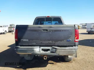 2000 Ford F-350 XL with VIN 1FTSW31F4YEA82549, listed as a IAAI auction lot 41347100 with 163,373 mi miles and . Bid and sale history available at DreamBid. Image 16.