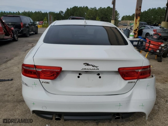 2019 Jaguar XE 25t Premium with VIN SAJAD4FX5KCP43941, listed as a Copart auction lot 74723664 with 61,390 mi miles and Salvage Title. Bid and sale history available at carsss.com. Image 6.
