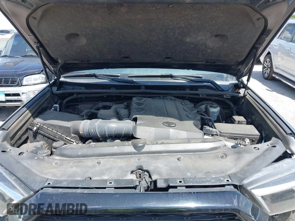 2021 Toyota 4Runner SR5 с VIN JTEEU5JR0M5230906, выставлен на аукционе IAAI как лот 42000905 с пробегом 249 010 миль миль и . История ставок и продаж доступна на DreamBid. Изображение 10.