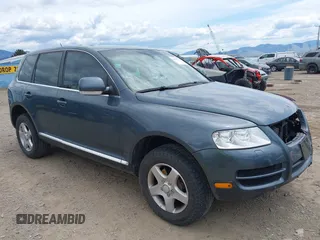 2006 Volkswagen Touareg 3.2L V6 with VIN WVGZG77L76D045574, listed as a IAAI auction lot 42375222 with 209,646 mi miles and . Bid and sale history available at DreamBid. Image 1.