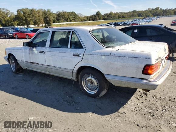 1991 Mercedes-Benz 300 with VIN WDBCA25E3MA563651, listed as a Copart auction lot 80231294 with 181,521 mi miles and Clean Title. Bid and sale history available at DreamBid. Image 2.