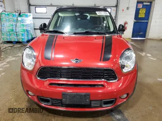 2013 MINI Countryman S with VIN WMWZC3C53DWP24952, listed as a Copart auction lot 62611435 with 123,272 mi miles and Clean title. Bid and sale history available at DreamBid. Image 5.