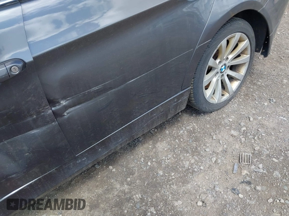 2006 BMW 3 Series 330xi с VIN WBAVD33566KL53162, выставлен на аукционе IAAI как лот 42301284 с пробегом 158 000 миль миль и . История ставок и продаж доступна на DreamBid. Изображение 13.