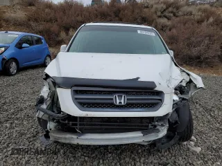 2005 Honda Pilot EX-L with VIN 2HKYF18595H532672, listed as a Copart auction lot 86704284 with 268,018 mi miles and Salvage Title. Bid and sale history available at carsss.com. Image 5.