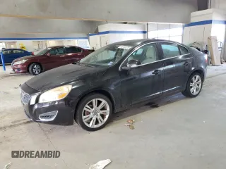 2012 Volvo S60 T6 z VIN YV1902FH6C2037945, wystawiony jako Copart lot #46753375 z przebiegiem 127 531 mil mil oraz Czysty tytuł • Clean title. Historia ofert i sprzedaży dostępna na DreamBid. Obrazek 1.