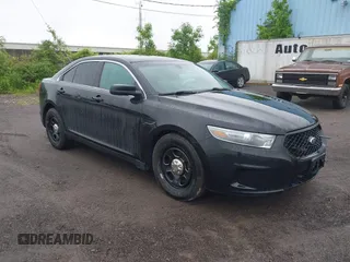 2014 Ford Police Interceptor z VIN 1FAHP2MK9EG101144, wystawiony jako IAAI lot #42456061 z przebiegiem 160 659 mil mil oraz . Historia ofert i sprzedaży dostępna na DreamBid. Obrazek 1.