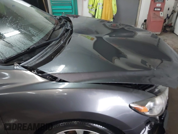 2016 Mazda Mazda6 i Touring with VIN JM1GJ1V53G1481551, listed as a IAAI auction lot 41525760 with 89,880 mi miles. Bid and sale history available at carsss.com. Image 18.