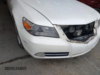 2011 Acura RL Technology with VIN JH4KB2F66BC000465, listed as a IAAI auction lot 41312767 with 129,418 mi miles and . Bid and sale history available at DreamBid. Image 18.