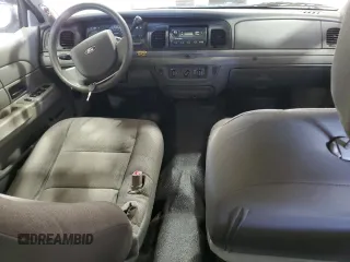 2005 Ford Police Interceptor с VIN 2FAHP71W35X144070, выставлен на аукционе Copart как лот 52170125 с пробегом 124 687 миль миль и Списание • Salvage title. История ставок и продаж доступна на DreamBid. Изображение 8.