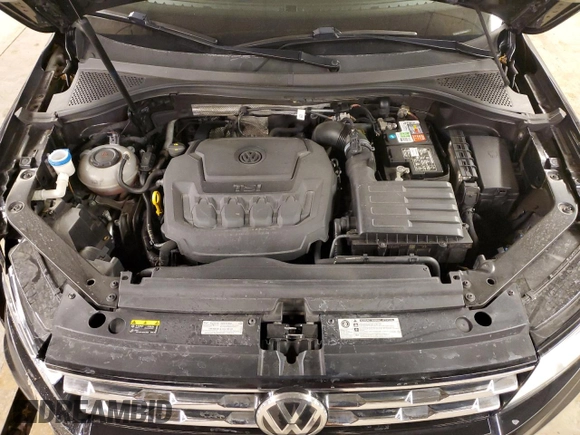 2018 Volkswagen Tiguan SEL with VIN 3VV3B7AX1JM087659, listed as a Copart auction lot 41902795 with 116,512 mi miles and Salvage Title. Bid and sale history available at DreamBid. Image 13.