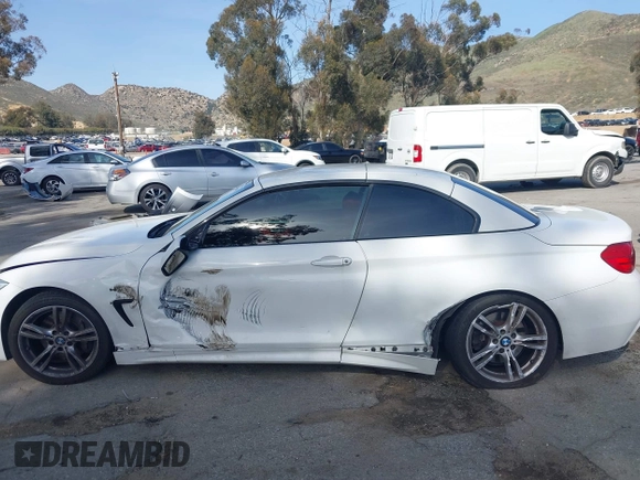 2015 BMW 4 Series 435i с VIN WBA3T3C58FP939536, выставлен на аукционе IAAI как лот 41849369 с пробегом 97 924 миль миль и . История ставок и продаж доступна на DreamBid. Изображение 14.