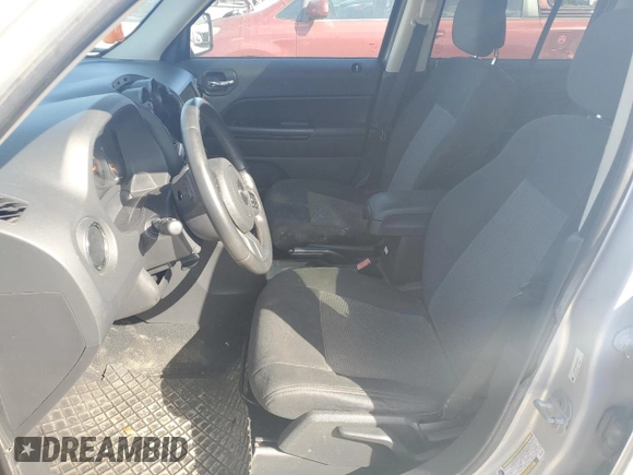 2011 Jeep Patriot Sport with VIN 1J4NF1GB6BD141811, listed as a Copart auction lot 77320484 with 123,966 mi miles and Salvage Title. Bid and sale history available at DreamBid. Image 7.