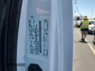 2007 Ford Econoline Cargo Commercial with VIN 1FTNE24L27DA70867, listed as a IAAI auction lot 42679230 with 173,909 mi miles and . Bid and sale history available at DreamBid. Image 2.