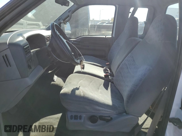 2000 Ford F-250 XL с VIN 1FTNX20F3YEB30631, выставлен на аукционе Copart как лот 87936265 с пробегом 108 652 миль миль и Списание • Salvage title. История ставок и продаж доступна на DreamBid. Изображение 7.