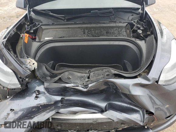 2023 Tesla Model Y Long Range z VIN 7SAYGDEE4PF752292, wystawiony jako Copart lot #53824185 z przebiegiem 61 470 mil mil oraz Szkoda całkowita • Salvage title. Historia ofert i sprzedaży dostępna na DreamBid. Obrazek 11.