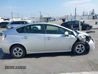 2015 Toyota Prius Four with VIN JTDKN3DU9F2001704, listed as a IAAI auction lot 42748429 with 193,725 mi miles and . Bid and sale history available at DreamBid. Image 13.