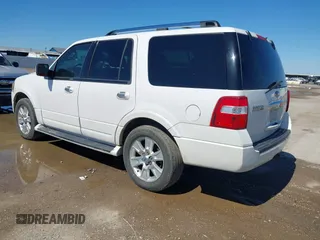 2011 Ford Expedition Limited with VIN 1FMJU1K53BEF45490, listed as a IAAI auction lot 41770961 with 227,256 mi miles. Bid and sale history available at carsss.com. Image 3.