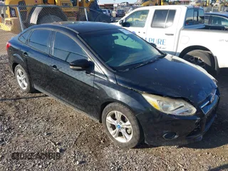 2013 Ford Focus SE с VIN 1FADP3F25DL189424, выставлен на аукционе IAAI как лот 42077200 с пробегом 135 180 миль миль и . История ставок и продаж доступна на DreamBid. Изображение 1.