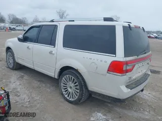 2015 Lincoln Navigator L with VIN 5LMJJ3JT2FEJ03906, listed as a IAAI auction lot 41246837 with 170,298 mi miles. Bid and sale history available at carsss.com. Image 3.