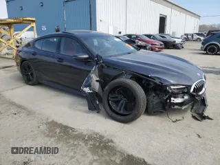2020 BMW 8 Series 840i z VIN WBAGV4C0XLCD97822, wystawiony jako Copart lot #52265065 z przebiegiem Nie podano mil oraz Tytuł czysty. Historia ofert i sprzedaży dostępna na DreamBid. Obrazek 4.