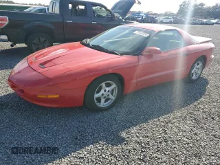 1996 Pontiac Firebird Firebird z VIN 2G2FS22KXT2220333, wystawiony jako Copart lot #77640324 z przebiegiem 89 032 mil mil oraz Nie do naprawy • Non repairable. Historia ofert i sprzedaży dostępna na DreamBid. Obrazek 1.