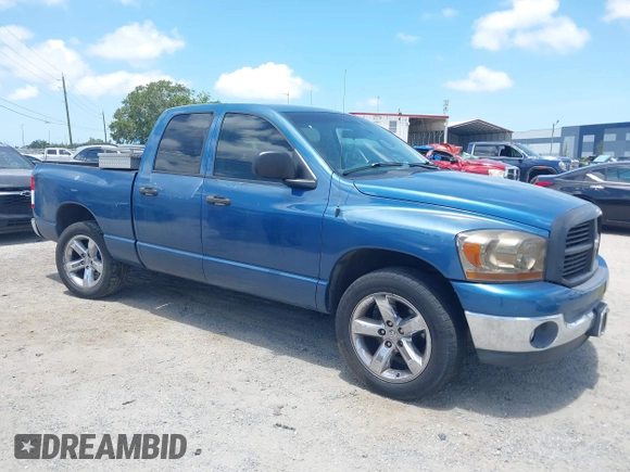 2006 Dodge 1500 SLT z VIN 1D7HA18226S627992, wystawiony jako IAAI lot #42300626 z przebiegiem 201 822 mil mil oraz . Historia ofert i sprzedaży dostępna na DreamBid. Obrazek 1.