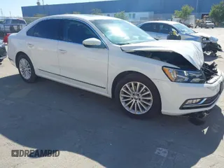 2016 Volkswagen Passat SE z VIN 1VWBT7A34GC069040, wystawiony jako IAAI lot #41752051 z przebiegiem 133 008 mil mil oraz . Historia ofert i sprzedaży dostępna na DreamBid. Obrazek 1.