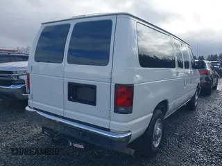 2010 Ford Econoline Passenger XL z VIN 1FBNE3BL9ADA74175, wystawiony jako IAAI lot #41456212 z przebiegiem 125 449 mil mil oraz . Historia ofert i sprzedaży dostępna na DreamBid. Obrazek 4.