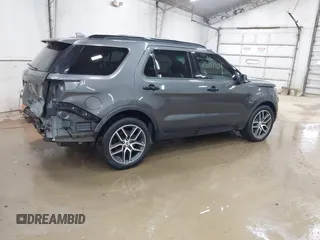 2016 Ford Explorer Sport с VIN 1FM5K8GT9GGB60311, выставлен на аукционе IAAI как лот 42507104 с пробегом 121 776 миль миль и . История ставок и продаж доступна на DreamBid. Изображение 4.