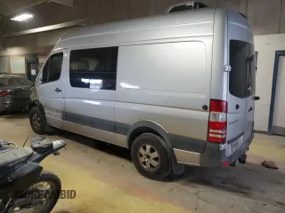 2014 Mercedes-Benz Sprinter with VIN WD3PE7DC8E5935347, listed as a Copart auction lot 88252445 with 187,828 mi miles and Salvage Title. Bid and sale history available at DreamBid. Image 2.