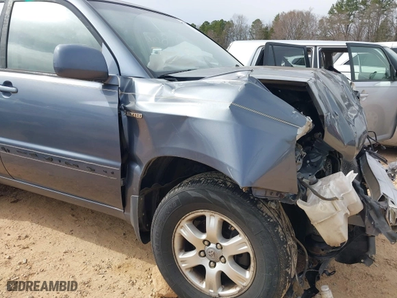 2003 Toyota Highlander with VIN JTEHF21A630107378, listed as a IAAI auction lot 41737651 with 194,129 mi miles. Bid and sale history available at carsss.com. Image 12.