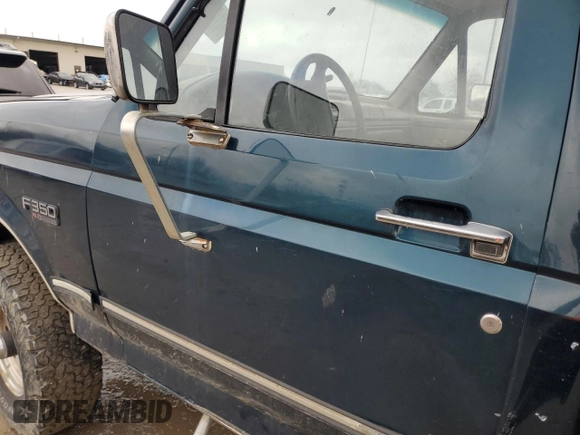 1997 Ford F-350 with VIN 1FTHF36G8VEB56577, listed as a Copart auction lot 84106284 with 126,868 mi miles and Salvage title. Bid and sale history available at DreamBid. Image 7.