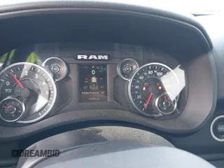 2024 Ram 2500 Big Horn with VIN 3C6UR5DJ4RG249893, listed as a IAAI auction lot 41893825 with 33,955 mi miles. Bid and sale history available at carsss.com. Image 7.
