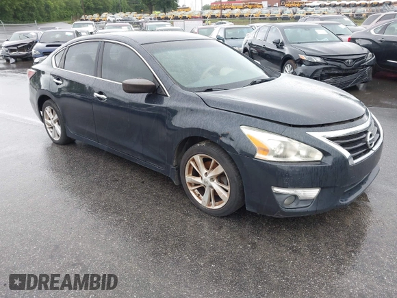 2015 Nissan Altima 2.5 S with VIN 1N4AL3AP4FC276056, listed as a IAAI auction lot 42070872 with 283,477 mi miles. Bid and sale history available at carsss.com. Image 1.