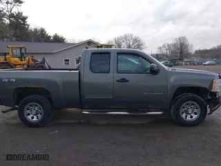 2011 Chevrolet Silverado 1500 LS with VIN 1GCRKREA3BZ309693, listed as a IAAI auction lot 41828266 with 120,773 mi miles. Bid and sale history available at carsss.com. Image 13.
