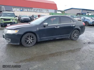 2012 Lincoln MKZ with VIN 3LNHL2JC2CR822717, listed as a IAAI auction lot 41808970 with 97,658 mi miles. Bid and sale history available at carsss.com. Image 17.