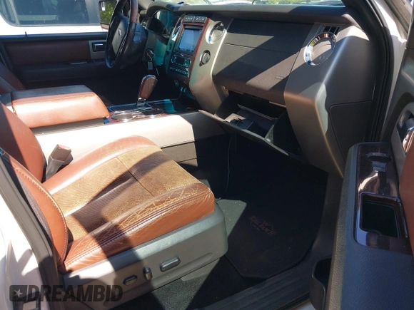 2012 Ford Expedition XLT с VIN 1FMJU1H57CEF46831, выставлен на аукционе IAAI как лот 42078155 с пробегом 232 254 миль миль и . История ставок и продаж доступна на DreamBid. Изображение 5.