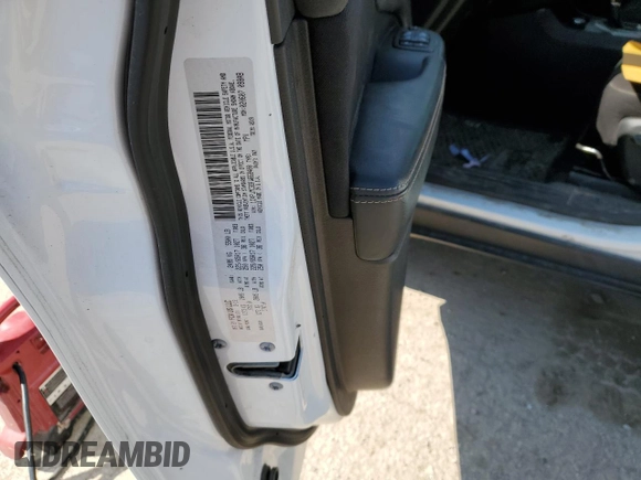 2015 Jeep Cherokee Latitude with VIN 1C4PJMCB3FW668400, listed as a Copart auction lot 48825454 with 111,284 mi miles and Non Repairable. Bid and sale history available at carsss.com. Image 12.
