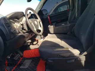 2007 Chevrolet Silverado 1500 Work Truck with VIN 2GCEC13J471563378, listed as a Copart auction lot 81259564 with 292,277 mi miles and Salvage Title. Bid and sale history available at DreamBid. Image 7.