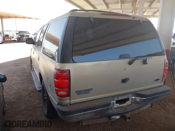 1999 Ford Expedition XLT with VIN 1FMRU17L1XLA49732, listed as a IAAI auction lot 42534373 with Not provided miles and . Bid and sale history available at DreamBid. Image 3.