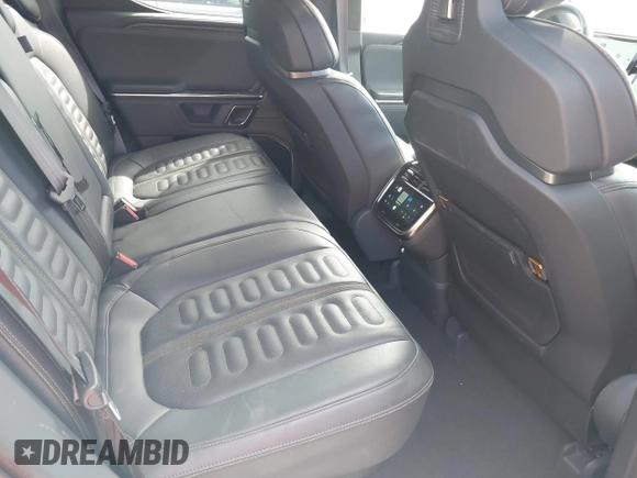 2022 Rivian R1T Launch Edition with VIN 7FCTGAAL9NN004060, listed as a IAAI auction lot 41637884 with 40,268 mi miles. Bid and sale history available at carsss.com. Image 8.